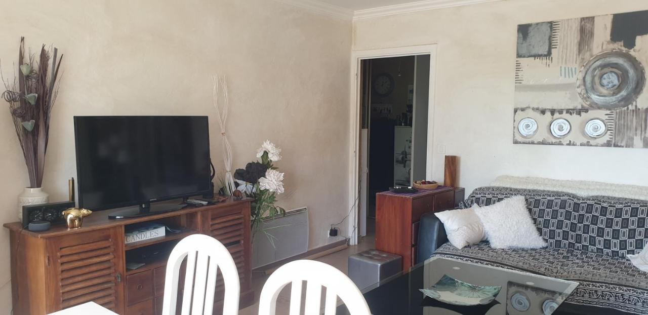 Appartement Angela Голф-Жуан Екстериор снимка